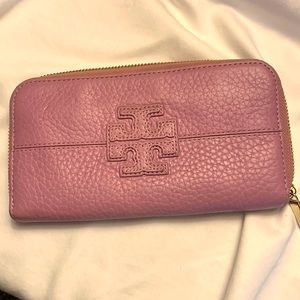 Tory Burch wallet